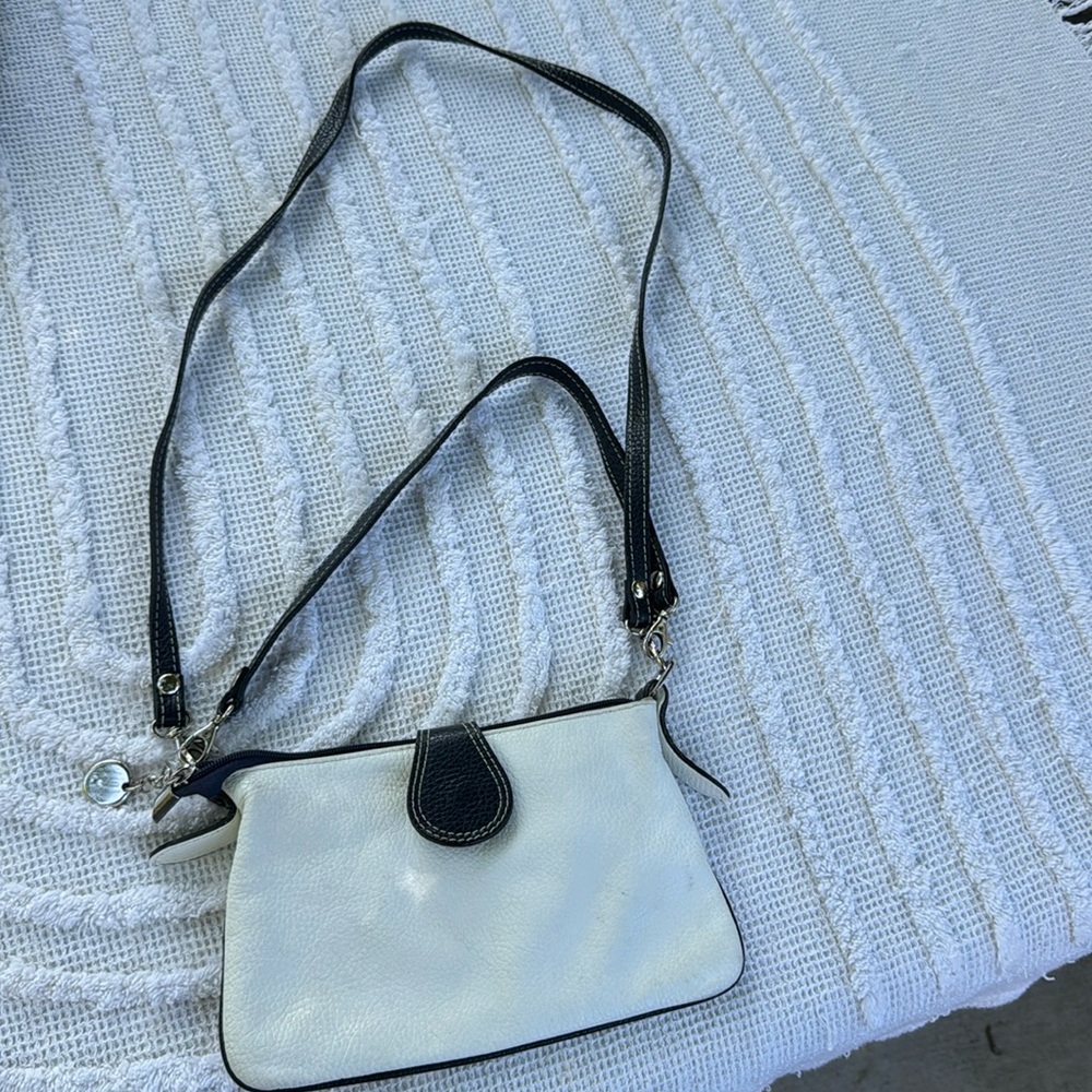 Used Vera pelle purse